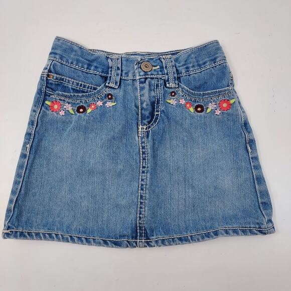 (2) Outfit Bundle - Excellent Condition - Size 5/6 - Picture 3 of 14